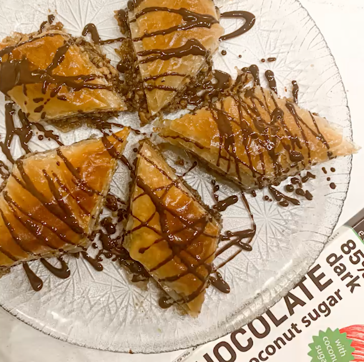 Baklava with Chocolate Drizzle
 
 	&ndash; KakaoZon.com
